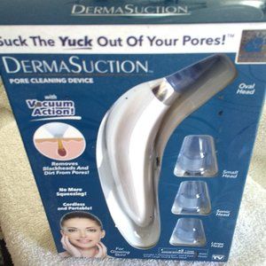 DermaSuction Cleaning device